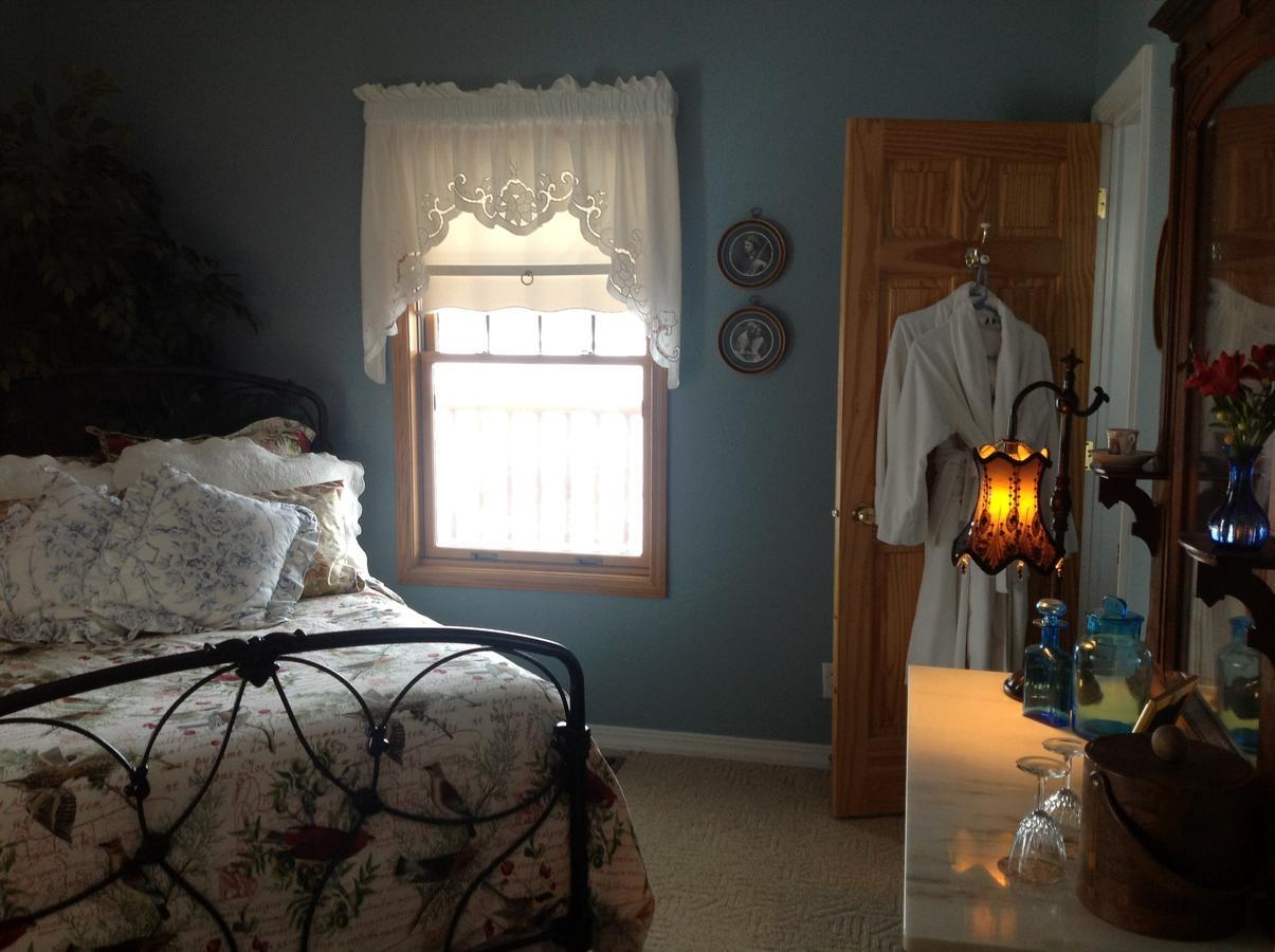 Blue Heron Inn Bed And Breakfast 雷克斯堡 客房 照片